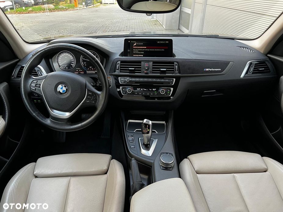 BMW Seria 1 118i Urban Line - 14