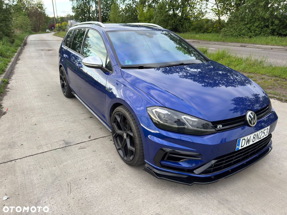 Volkswagen Golf - 10
