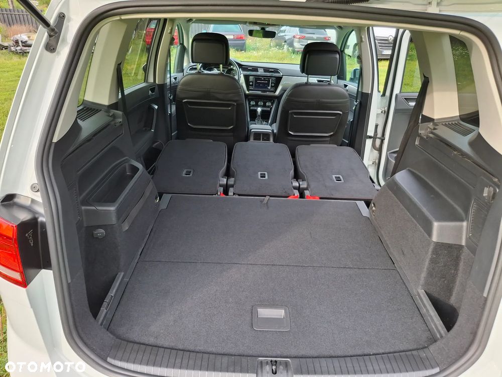 Volkswagen Touran 1.5 TSI EVO Comfortline DSG - 26