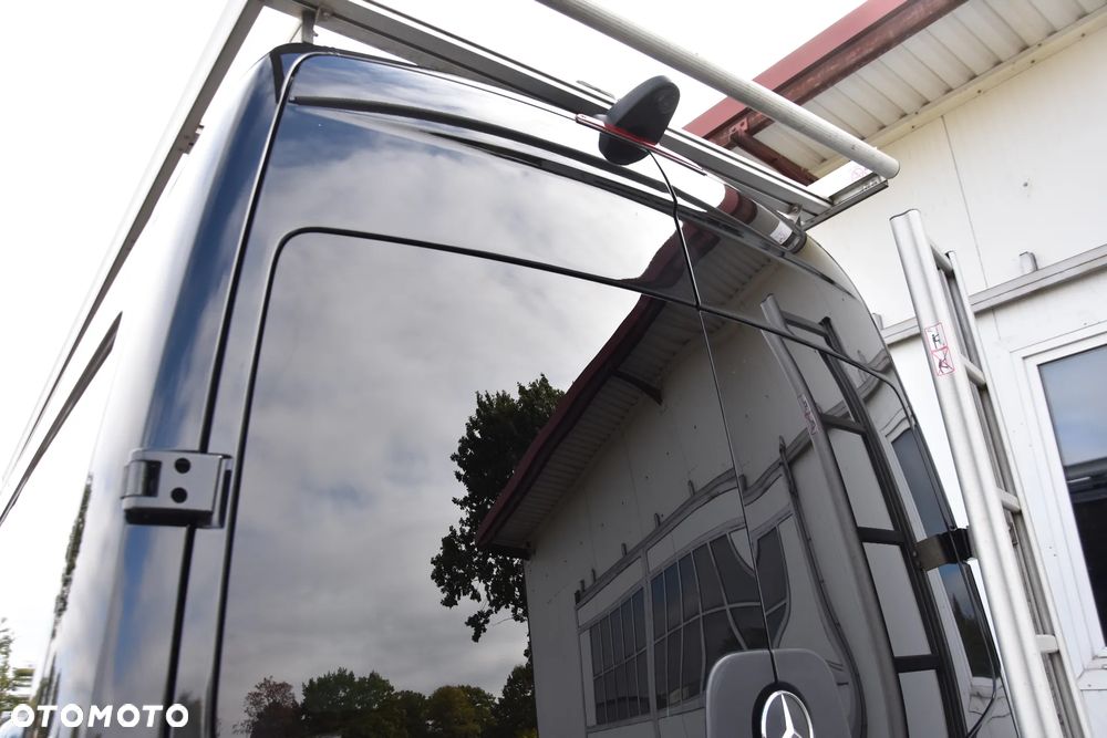 Mercedes-Benz SPRINTER - 8
