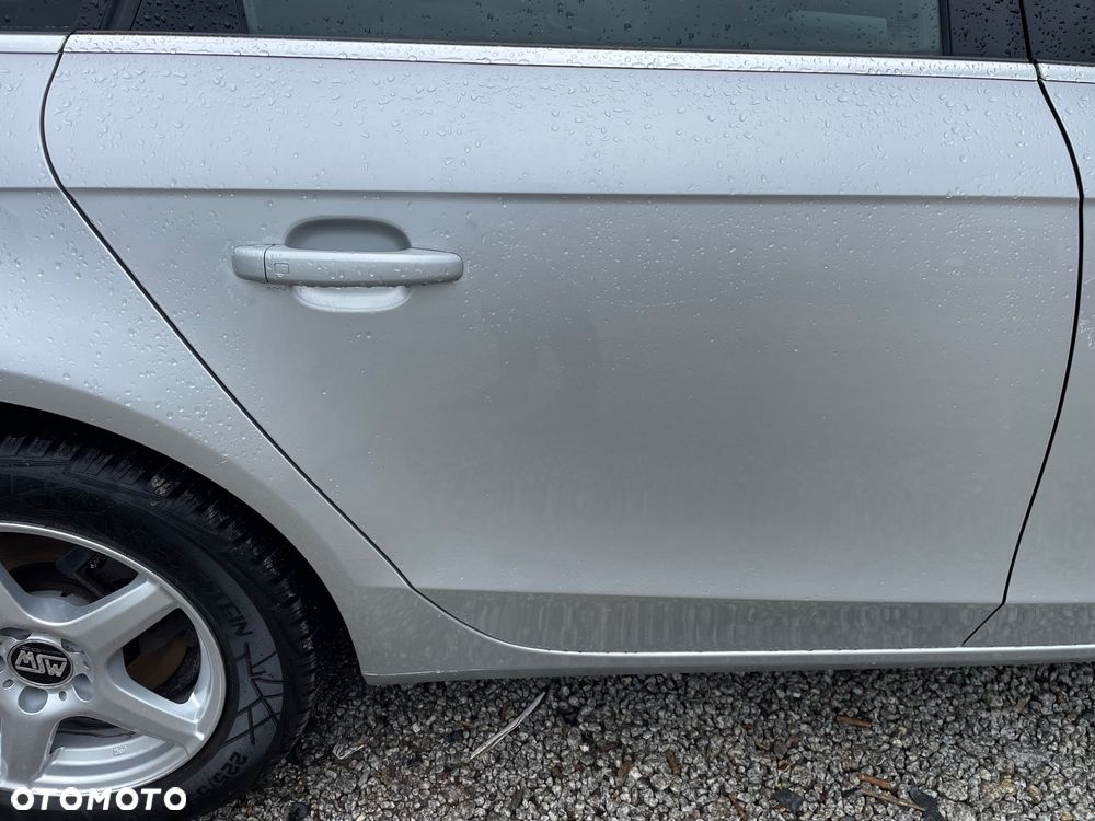 Audi A4 Avant 2.0 TDI DPF Ambition - 12