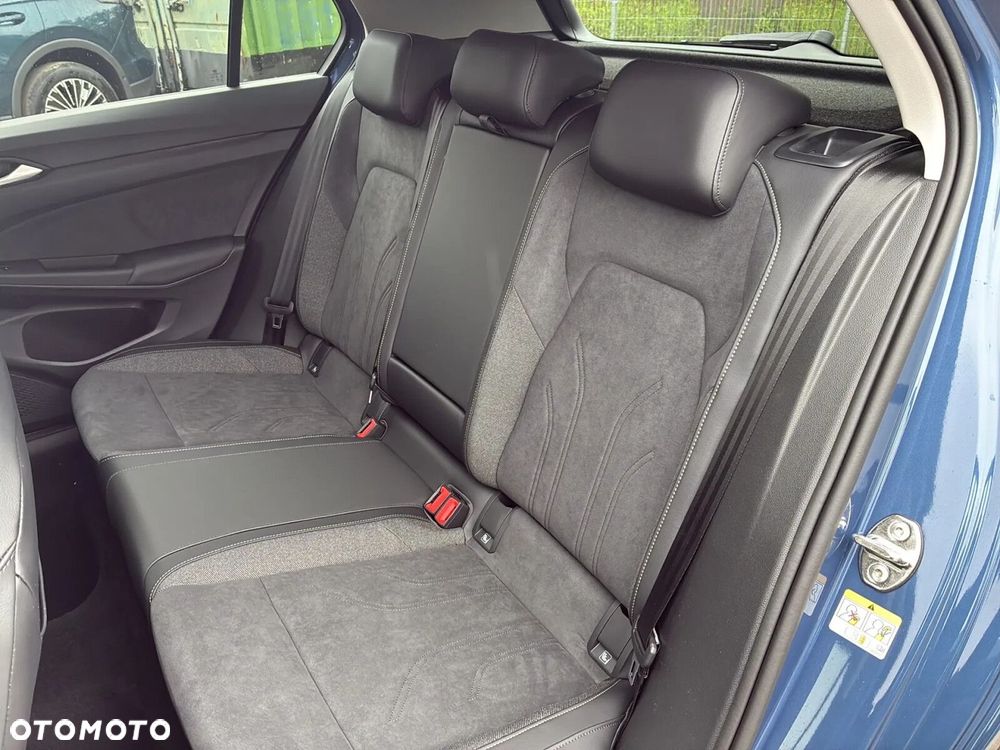 Volkswagen Golf - 7