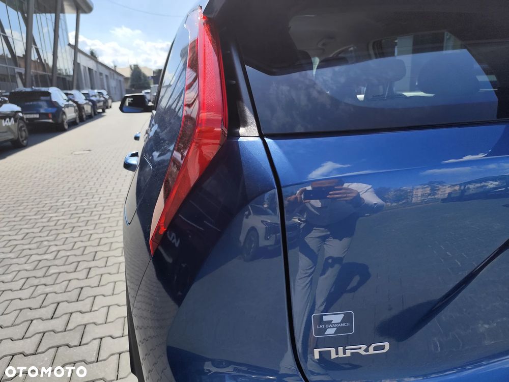 Kia Niro 1.6 GDI Hybrid M - 11