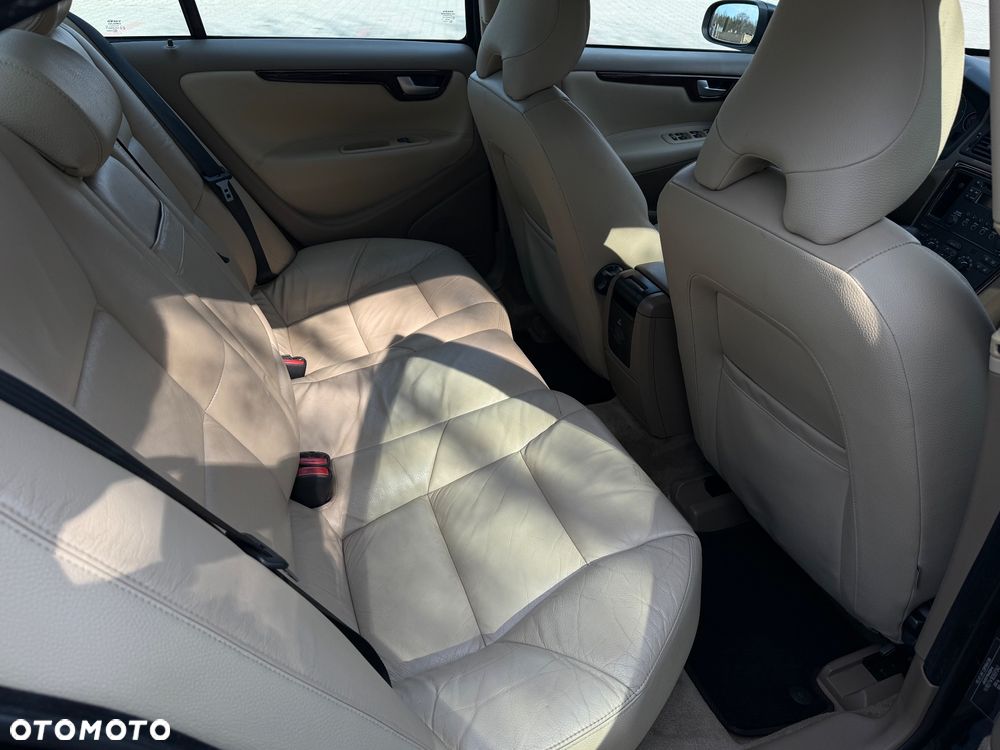 Volvo S60 D5 Summum - 21