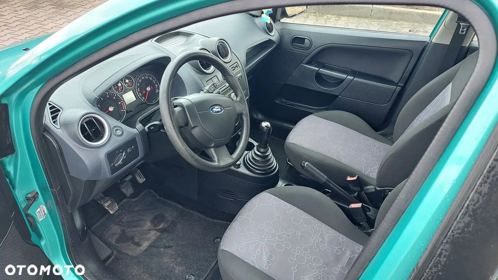 Ford Fiesta - 7
