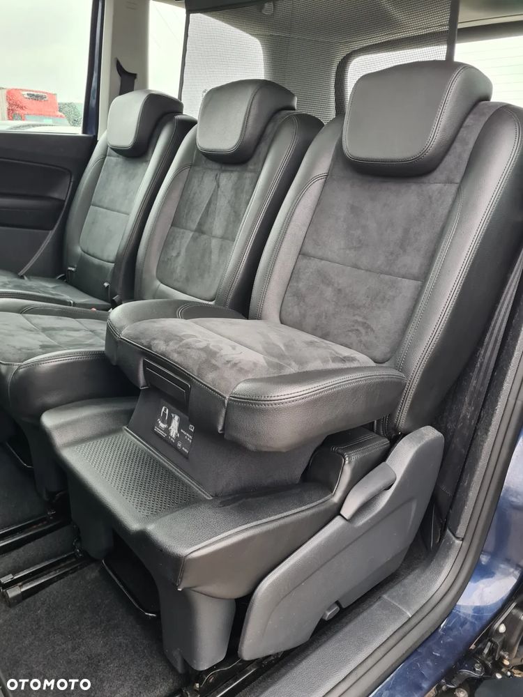 Volkswagen Sharan 2.0 TDI 4Motion BlueMotion Technology Comfortline - 19