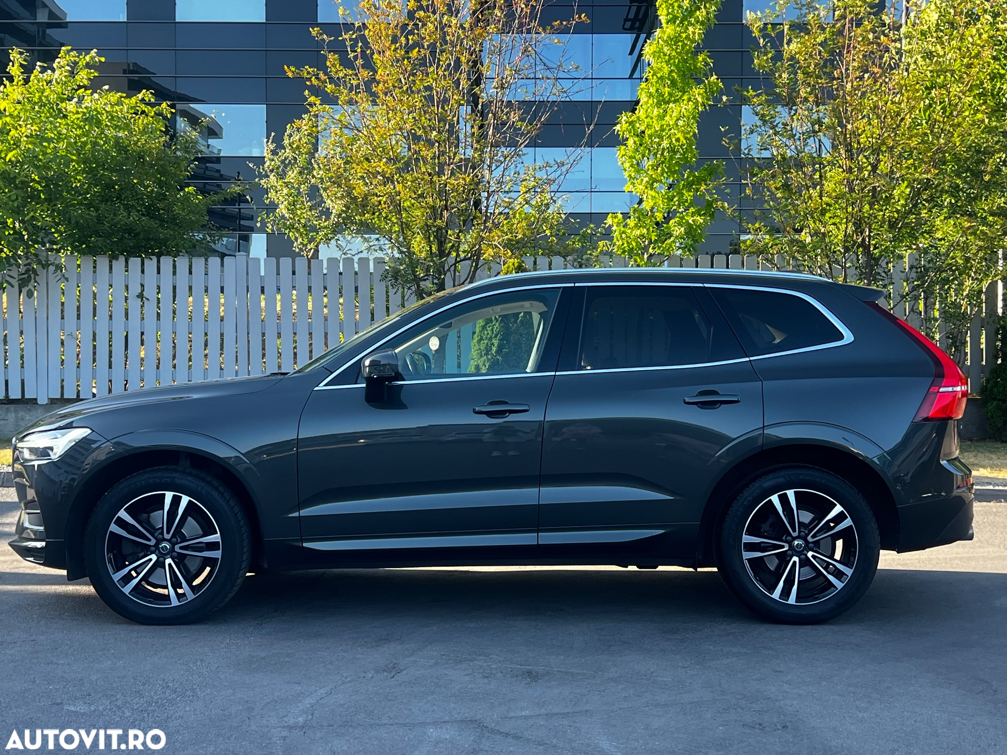 Volvo XC 60 D4 Geartronic Momentum Pro - 24