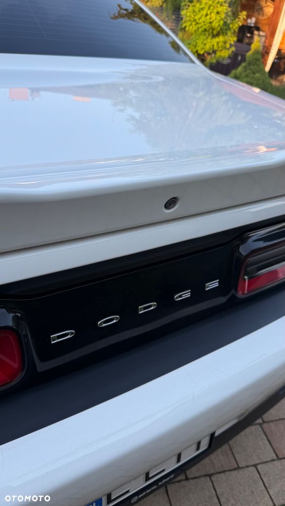 Dodge Challenger - 27