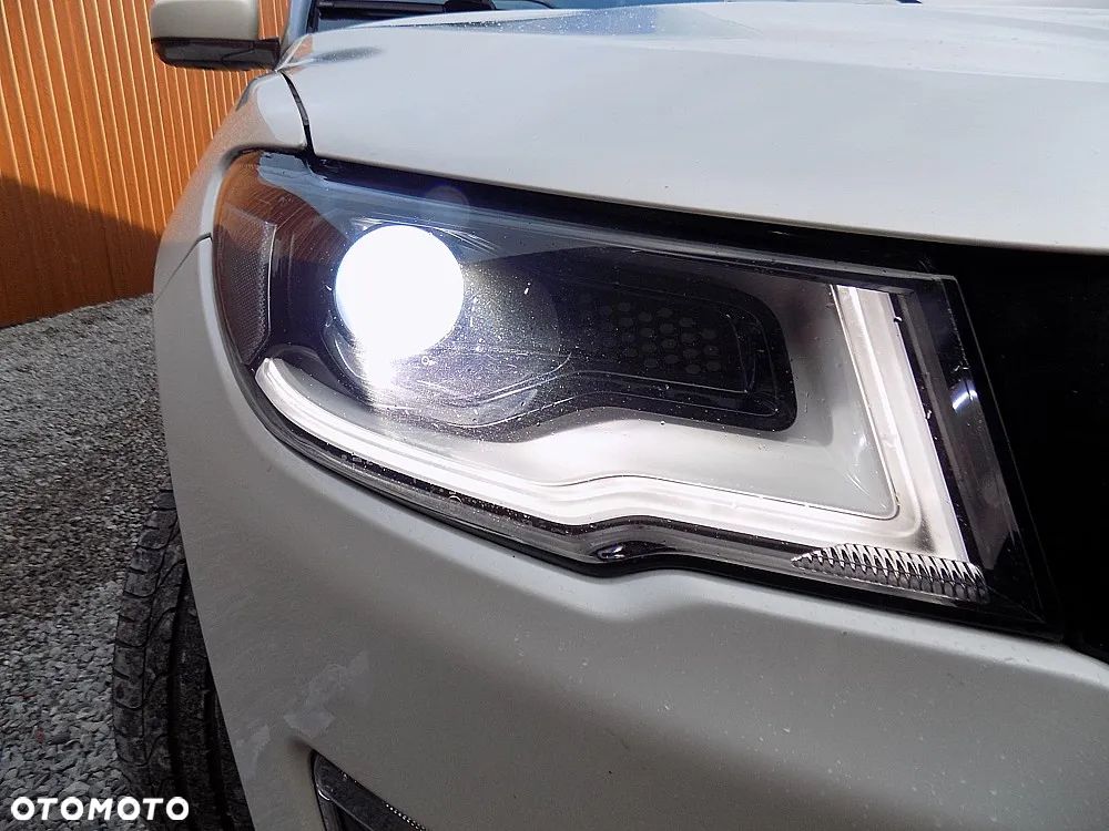 Jeep Compass 1.4 MultiAir Limited - 23