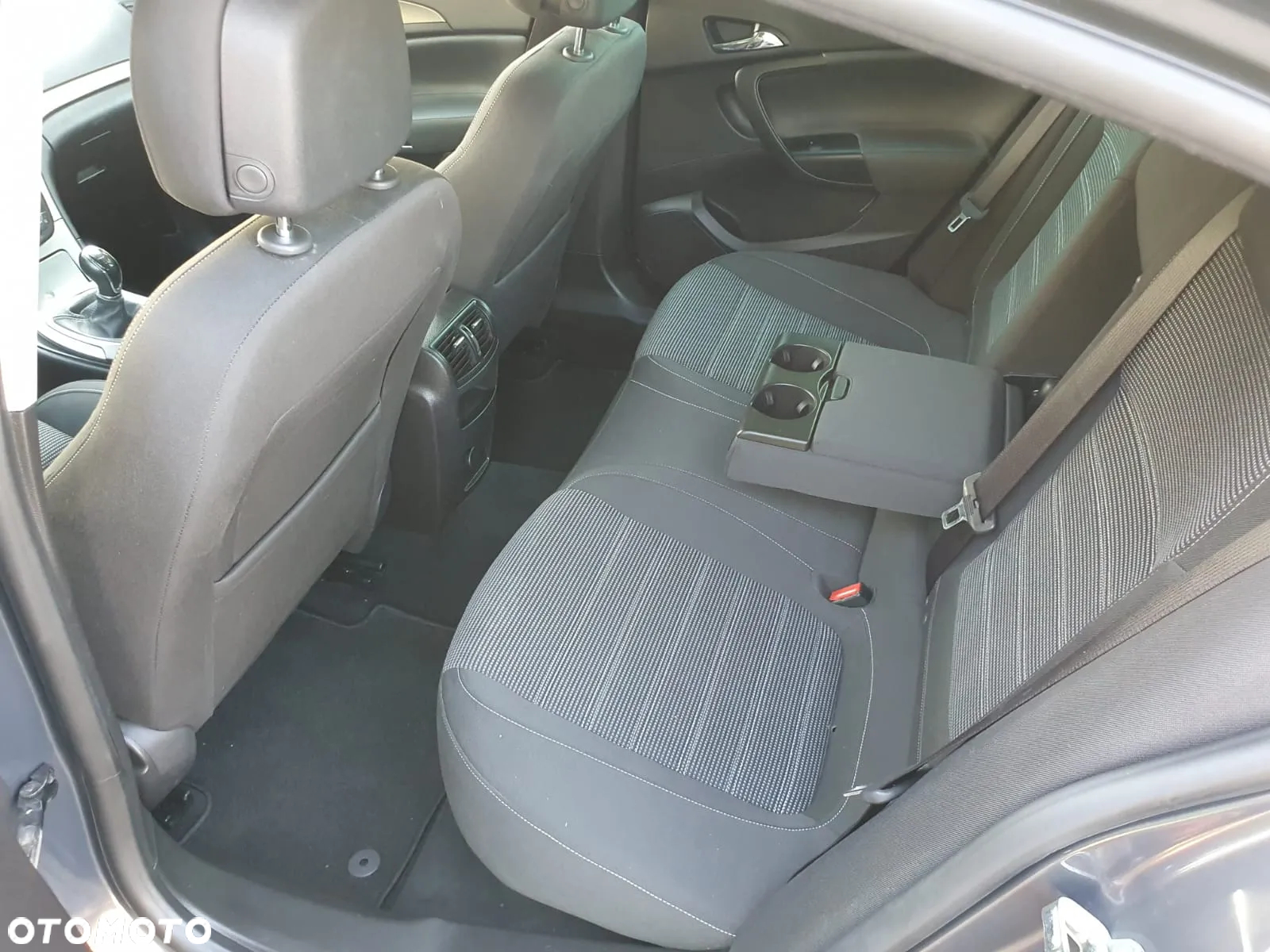 Opel Insignia 1.4 T Cosmo S&S - 26