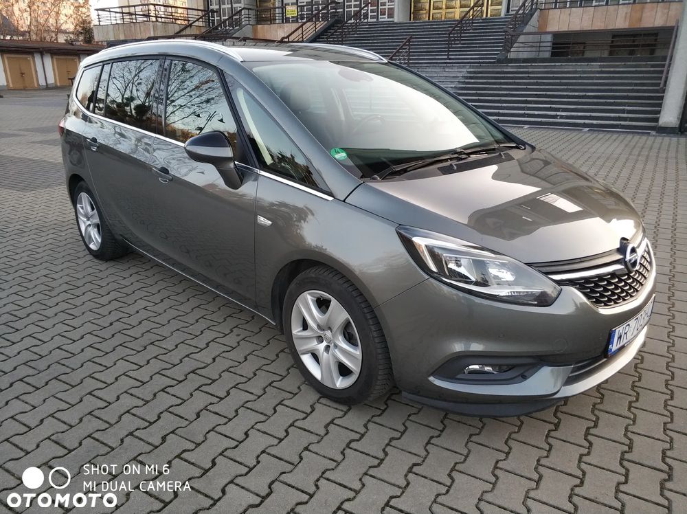 Opel Zafira Tourer 1.4 Turbo Automatik Innovation - 2