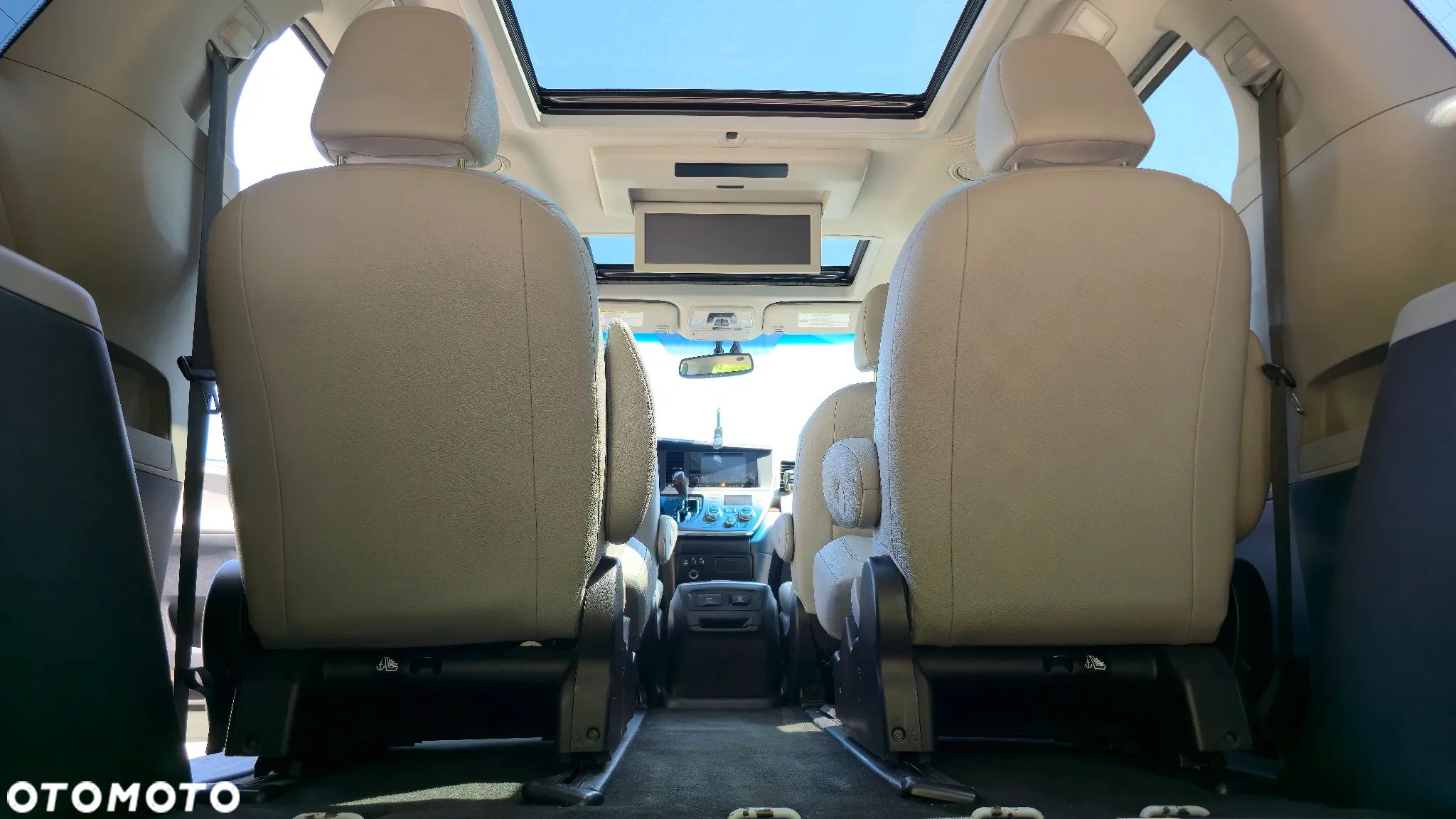Toyota Sienna 3.5 V6 XLE AWD - 17