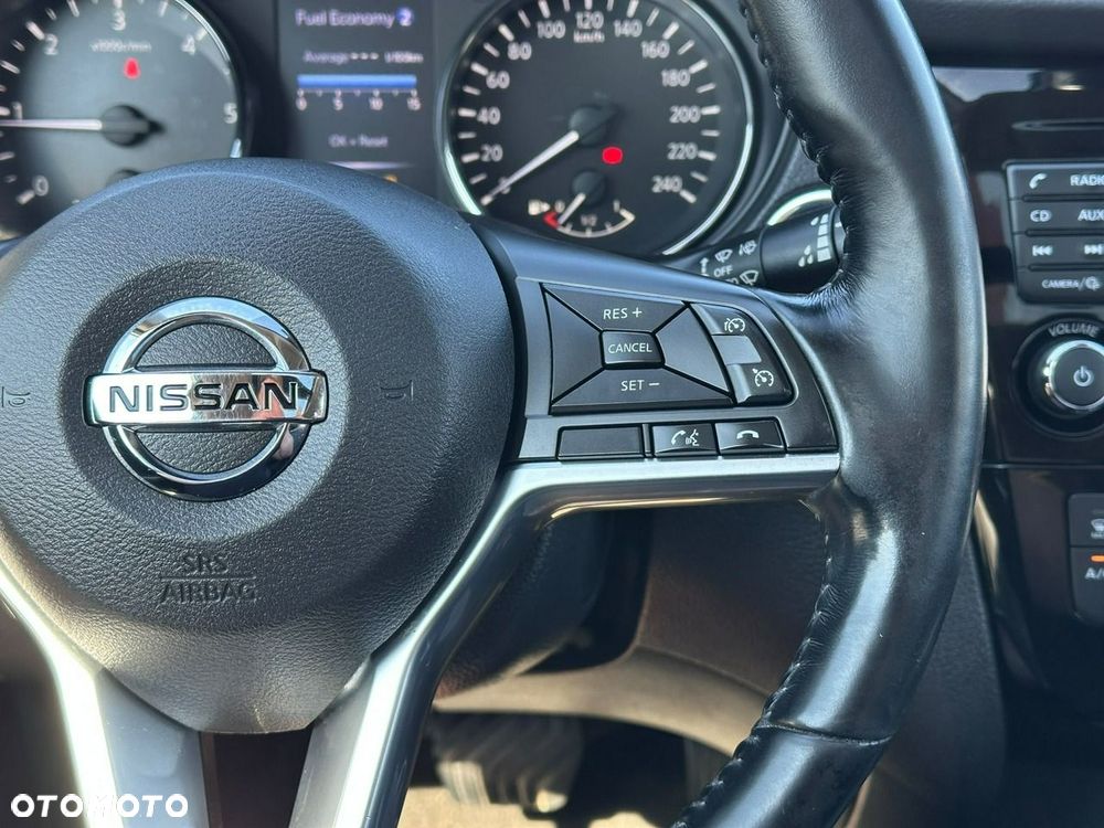 Nissan X-Trail 2.0 dCi ALL-MODE 4x4i Xtronic N-Connecta - 24
