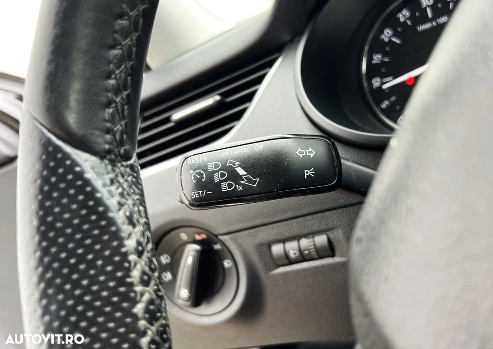 Skoda Octavia 2.0 TDI 4x4 ELEGANCE - 12