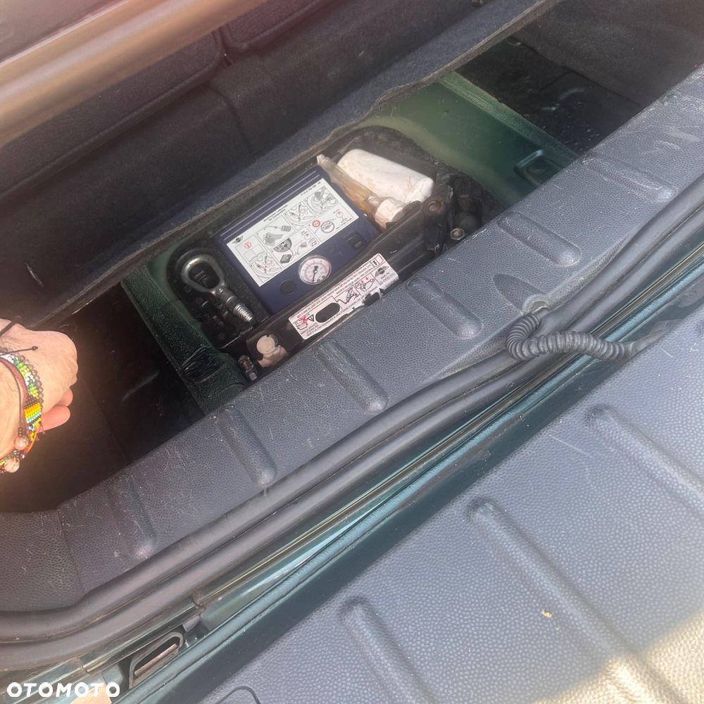 MINI Cooper Standard - 16