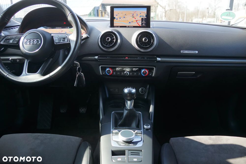 Audi A3 Sportback 2.0 TDI quattro - 13