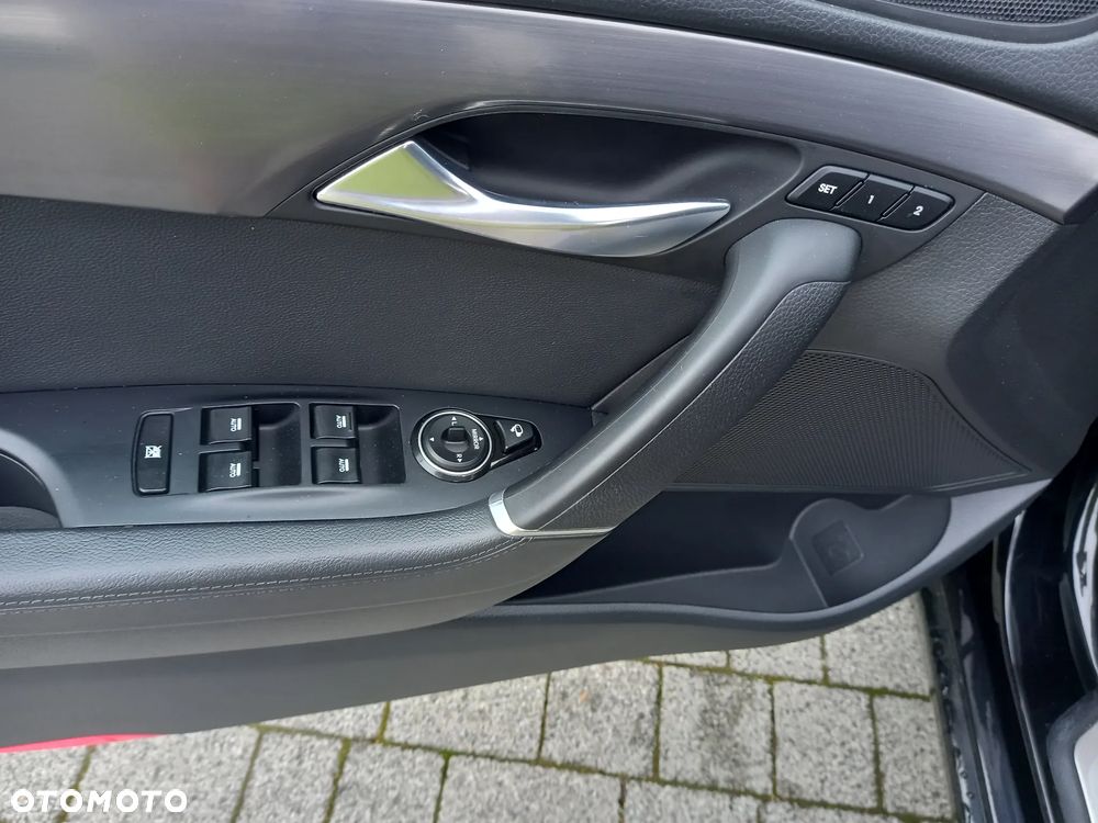 Hyundai i40 Kombi 1.7 CRDi Premium - 24