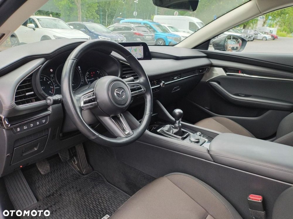 Mazda 3 2.0 mHEV Hikari - 12
