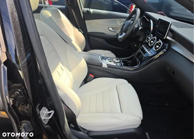 Mercedes-Benz Klasa C 300 7G-TRONIC AMG Line - 10