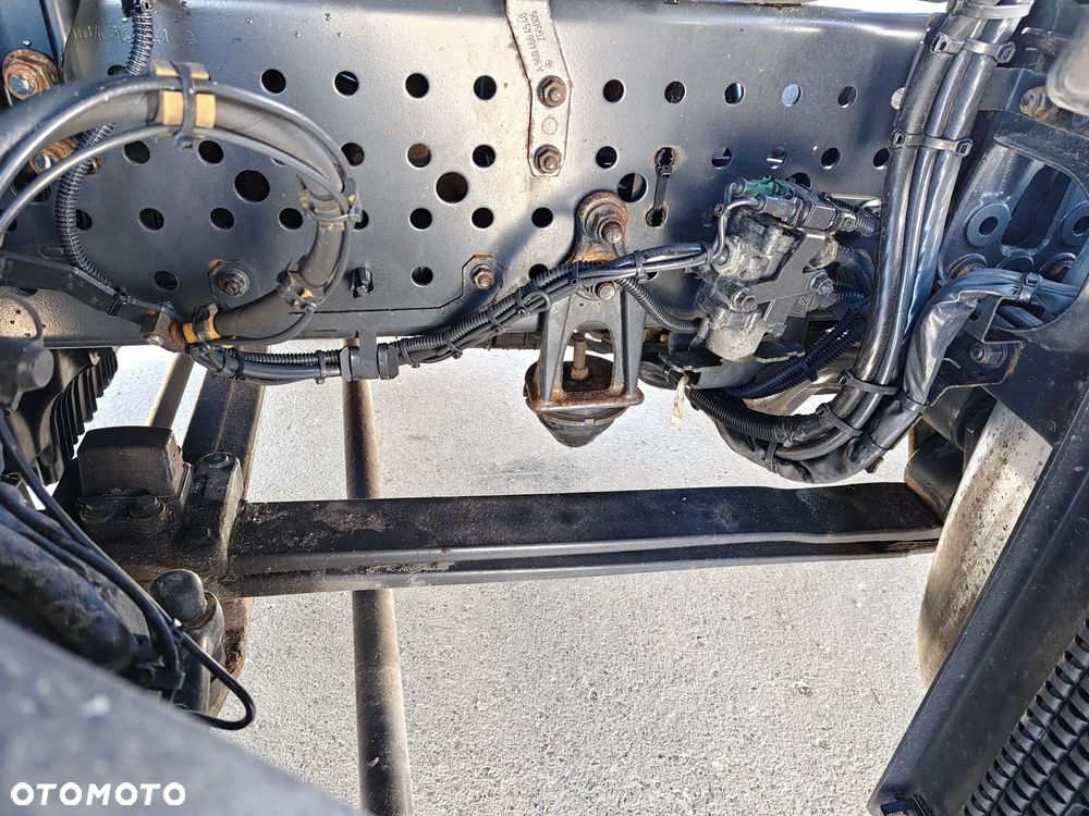 Mercedes-Benz ACTROS 1845 315/70R22,5 - 21