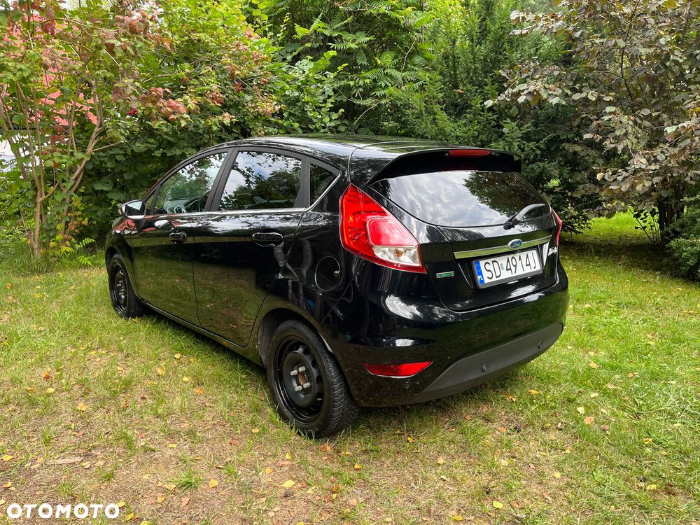 Ford Fiesta 2015 photo 3