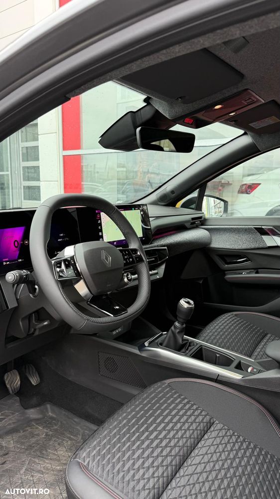 Renault Clio VI TCe 115 Techno - 12