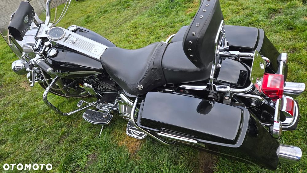 Harley-Davidson Touring Road King - 12