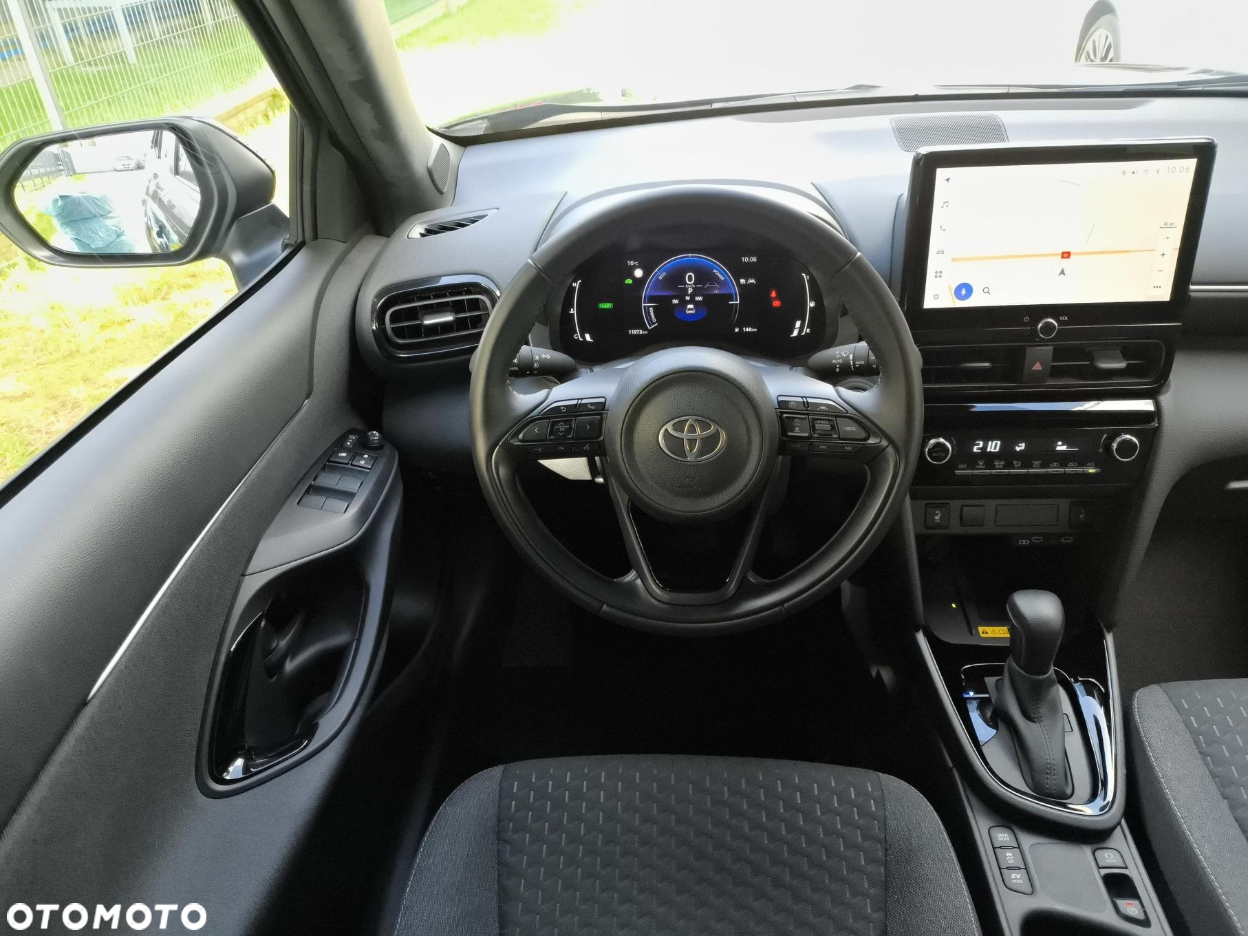 Toyota Yaris Cross Hybrid 1.5 Style - 25