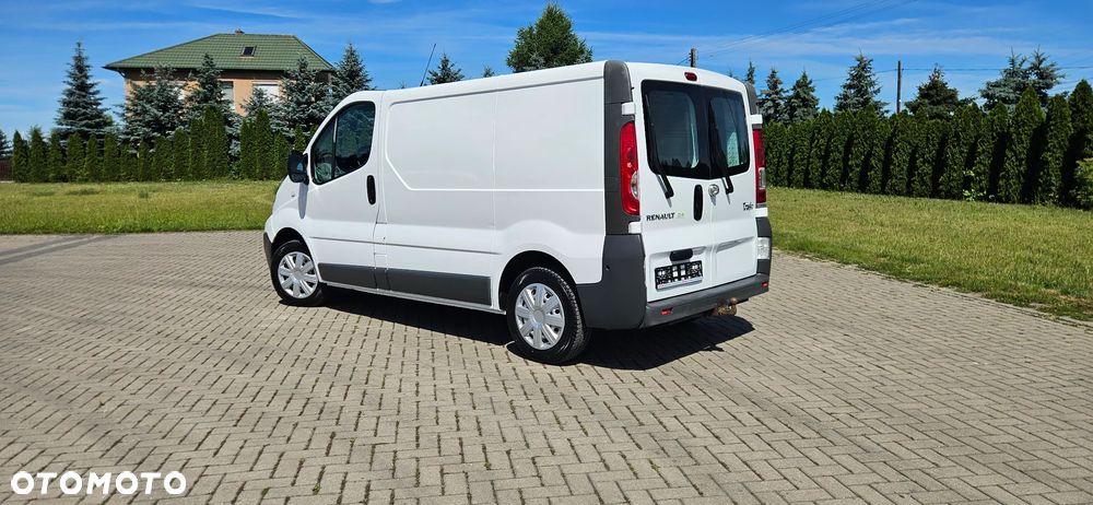 Renault Trafic - 22
