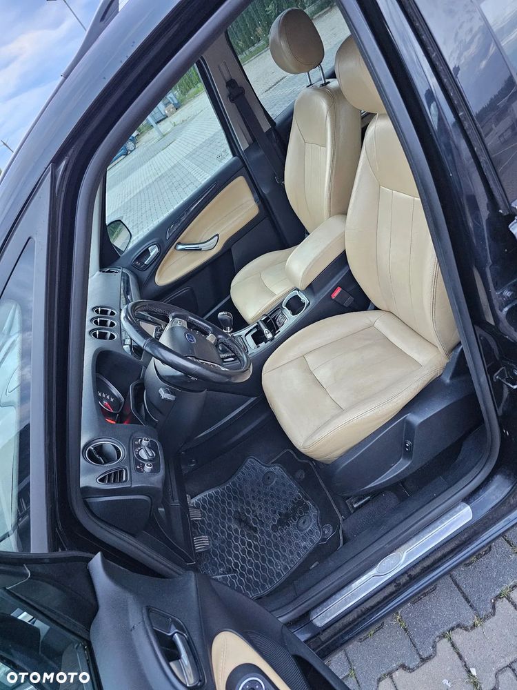 Ford Galaxy 2.0 TDCi Titanium - 14