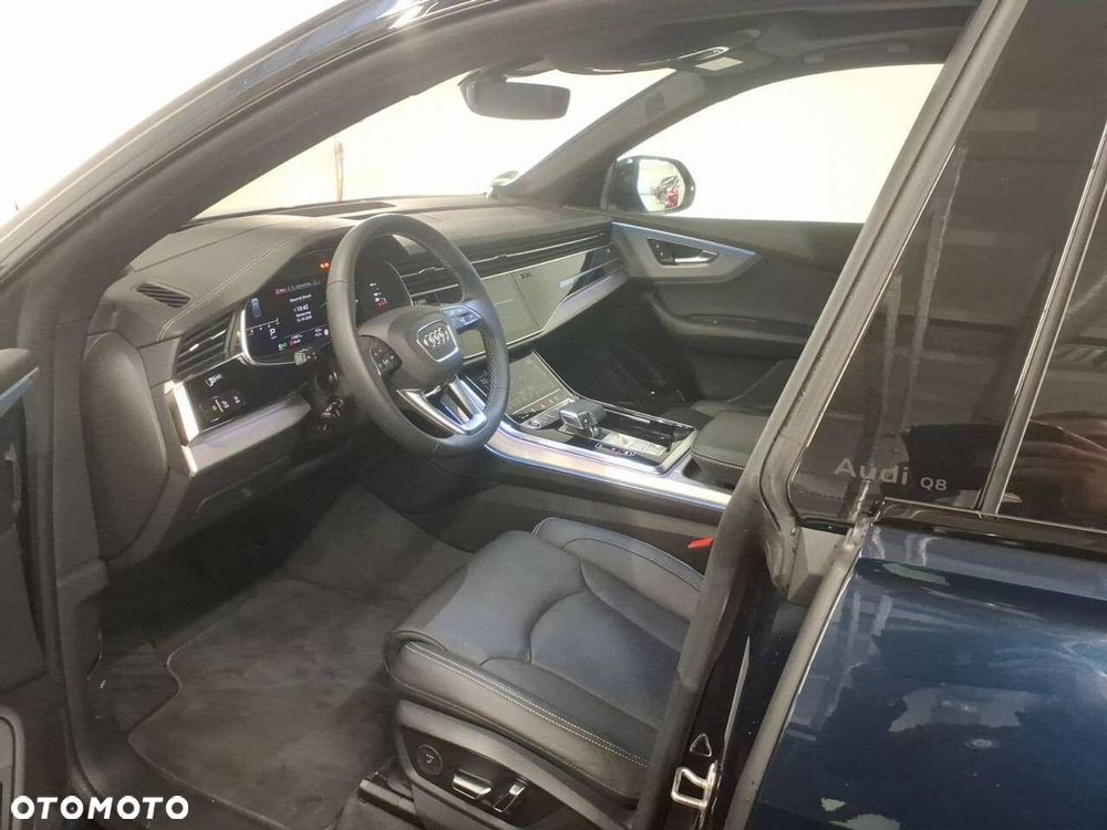 Audi Q8 - 13