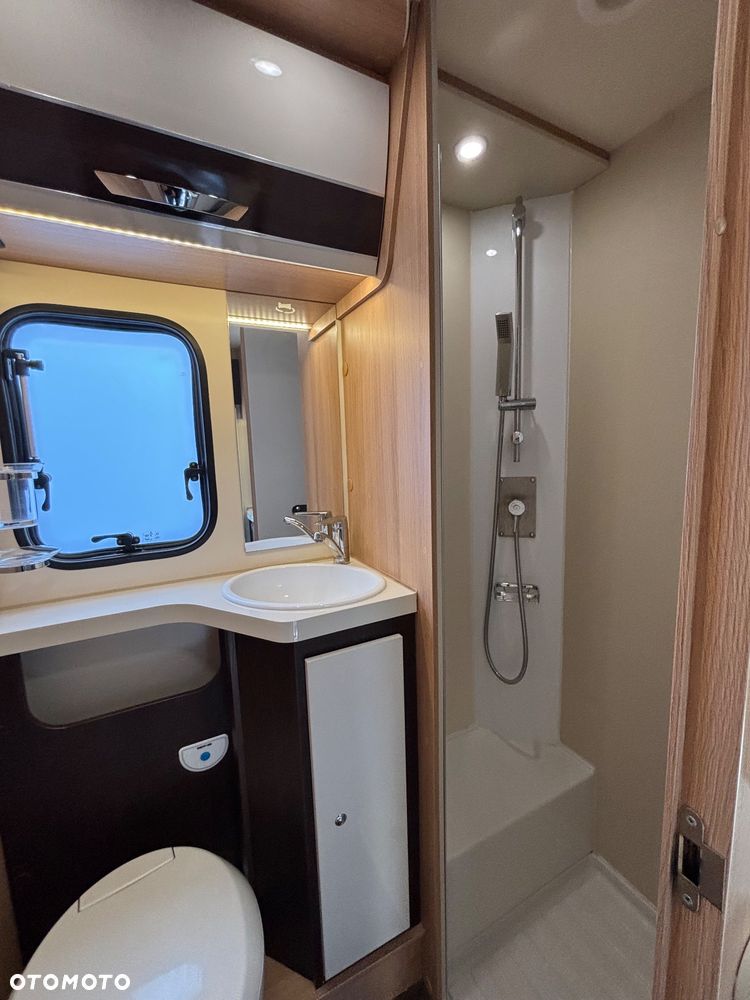 McLOUIS Glamys 222 Discovery - 17