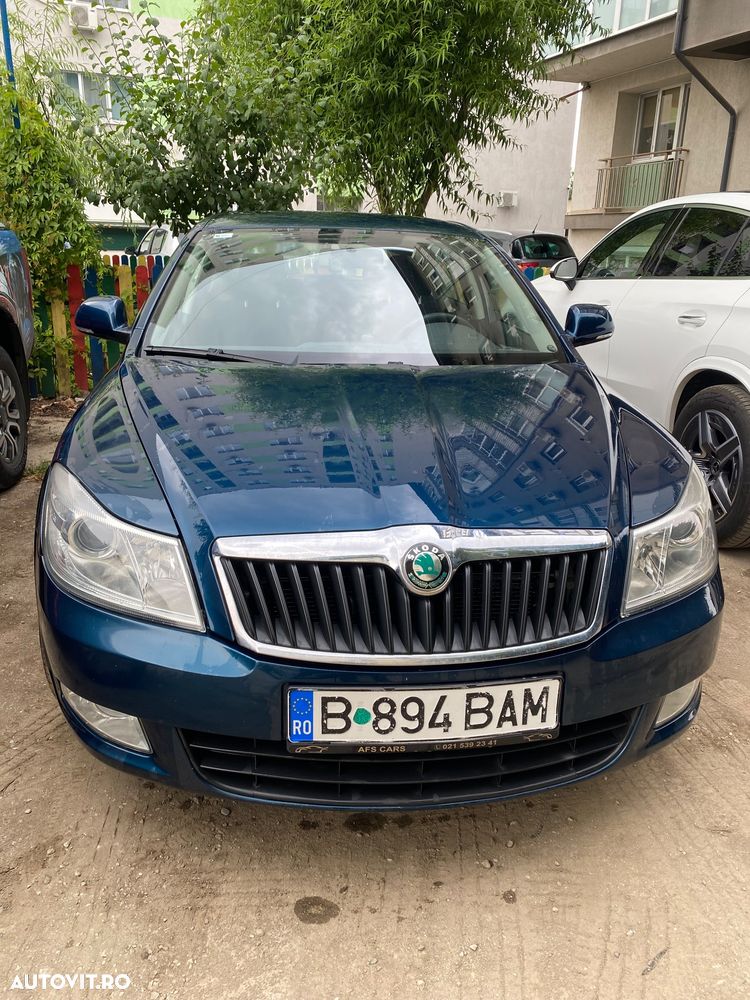 SKODA Octavia 2012