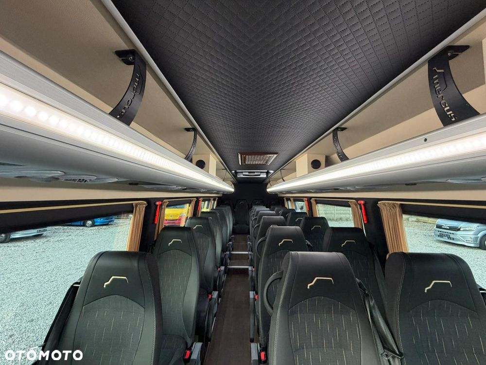 Mercedes-Benz Sprinter 519 - 27