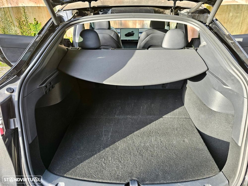 Tesla Model Y Long Range Tração Integral - 20
