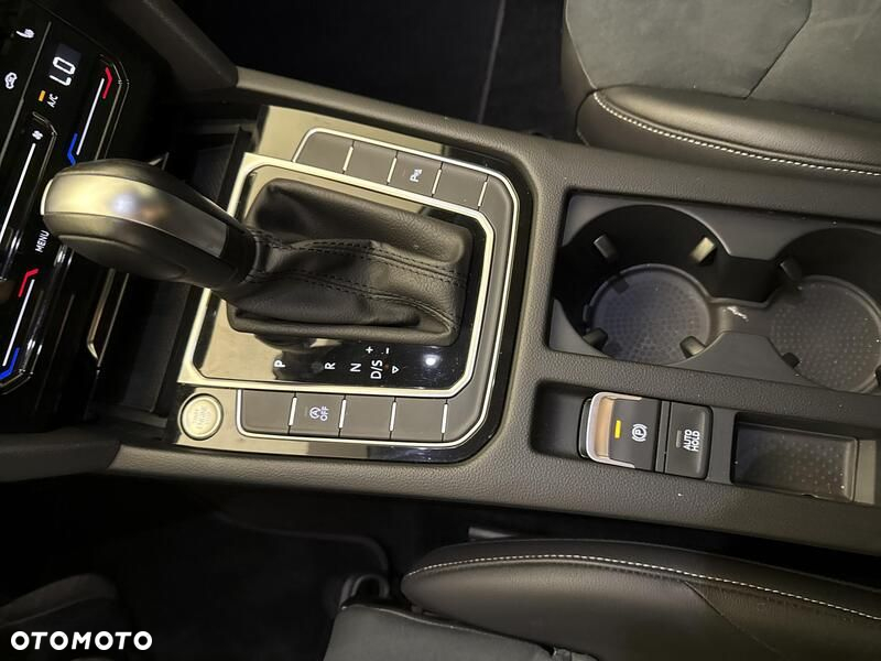 Volkswagen Arteon 2.0 TSI Elegance DSG - 21