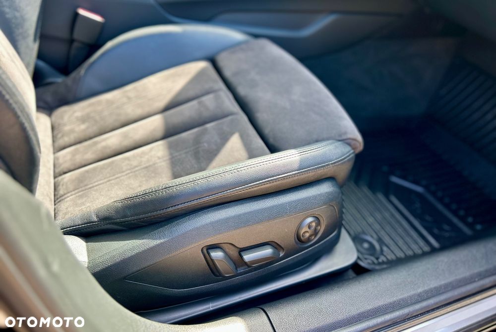 Audi A4 Avant 2.0 TDI S tronic sport - 34