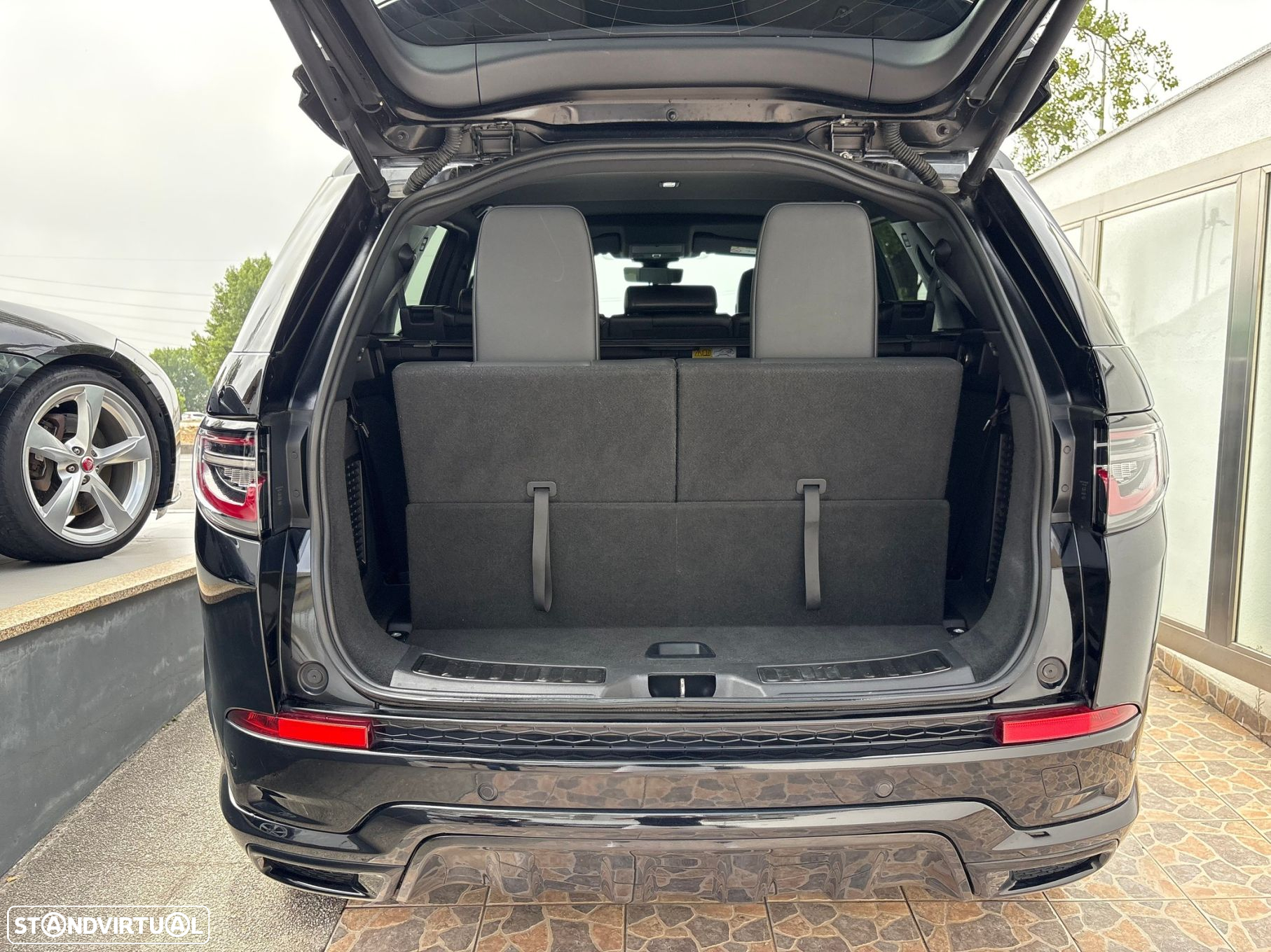 Land Rover Discovery Sport 2.0 eD4 R-Dynamic S 7L - 6