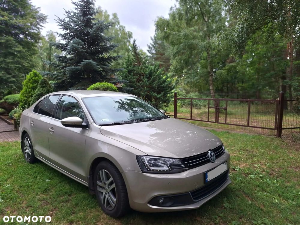 Volkswagen Jetta 1.4 TSI Comfortline - 2