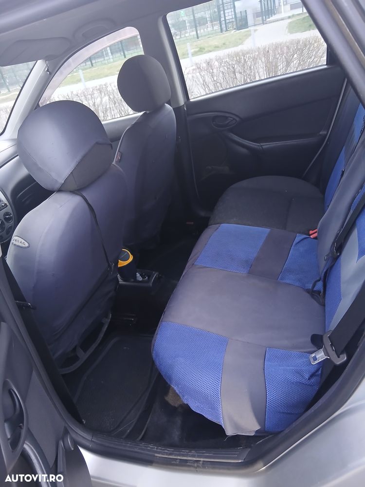 Ford Focus Wagon 1.8TDCi Ghia - 5