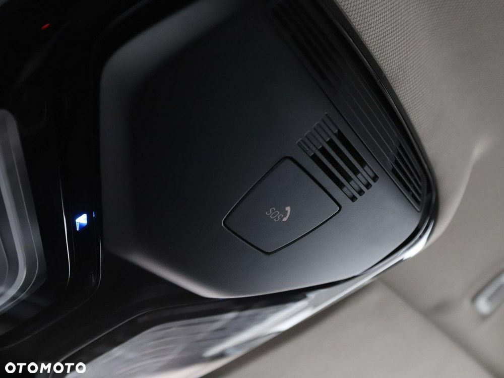 BMW Seria 5 520e Luxury Line - 39