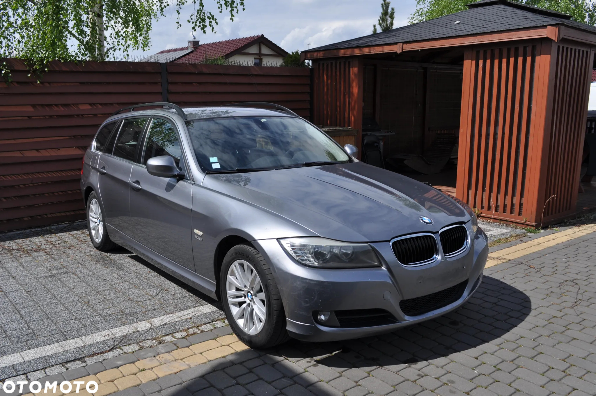 BMW Seria 3 320d xDrive DPF Touring - 22