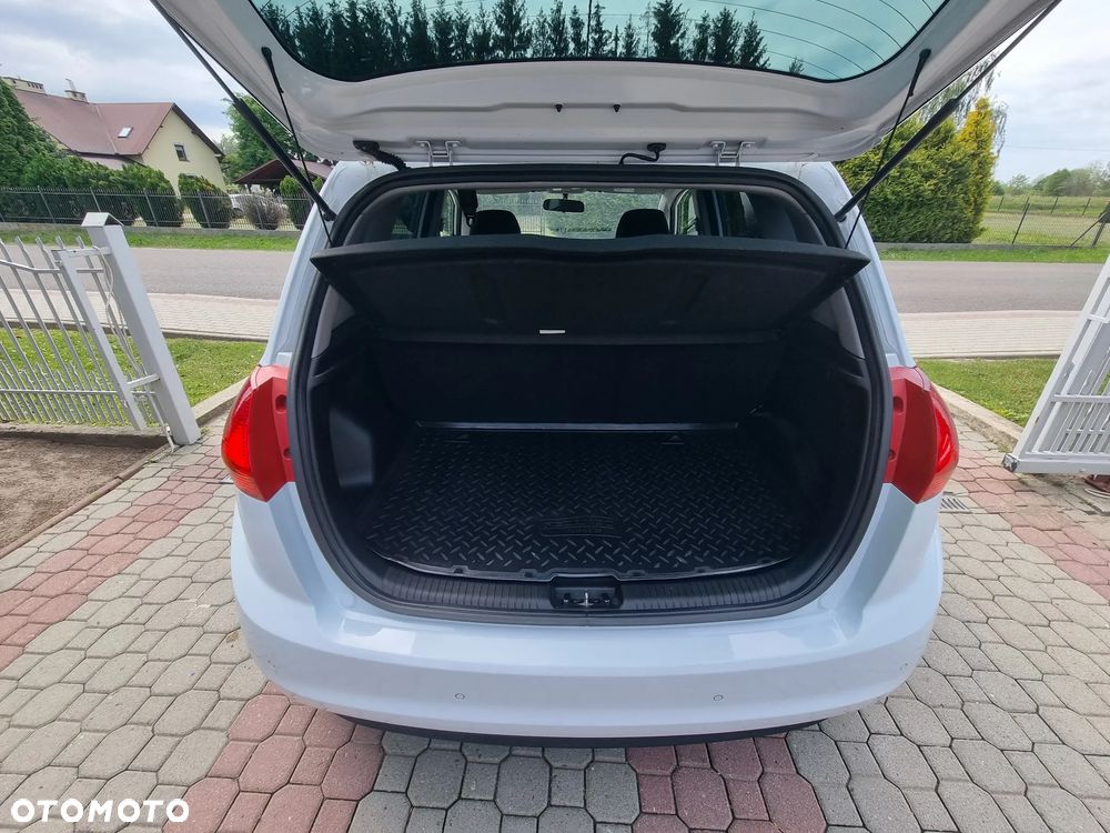 Kia Venga 1.6 CVVT Dream Team Edition - 22
