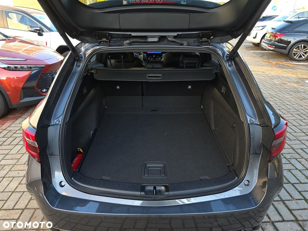 Toyota Corolla 2.0 Hybrid Style - 10