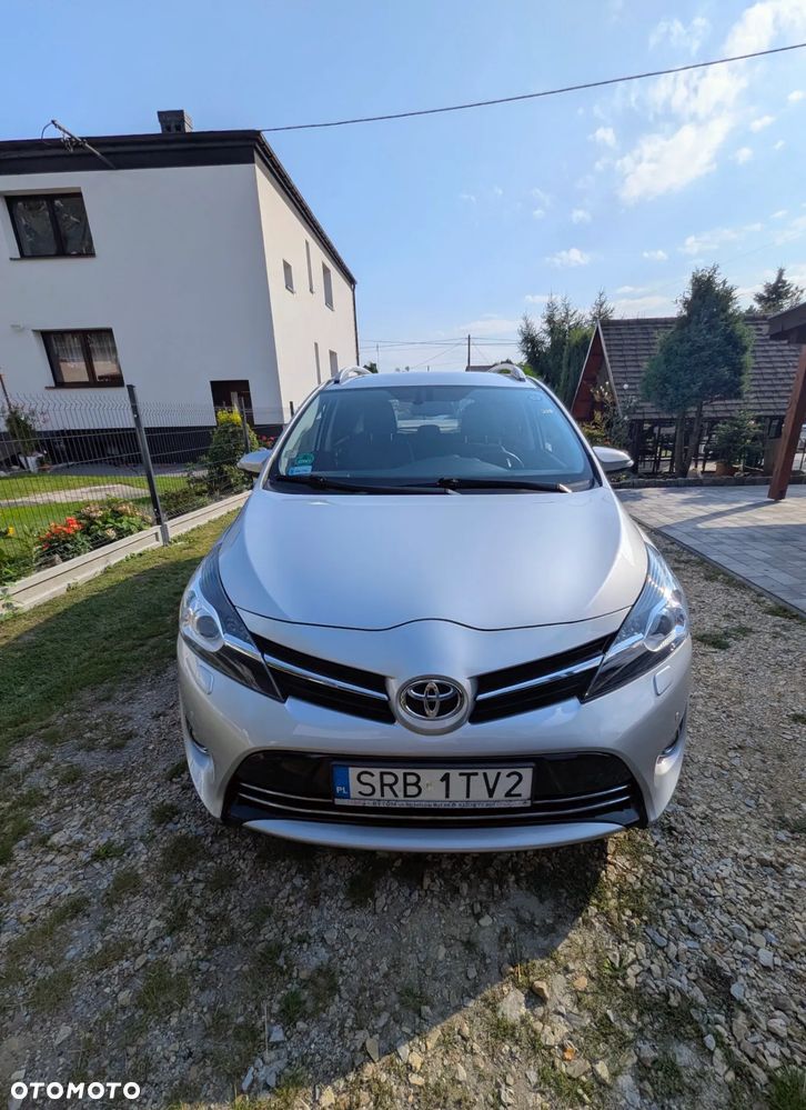 Toyota Verso 2.2 D-CAT Prestige - 18