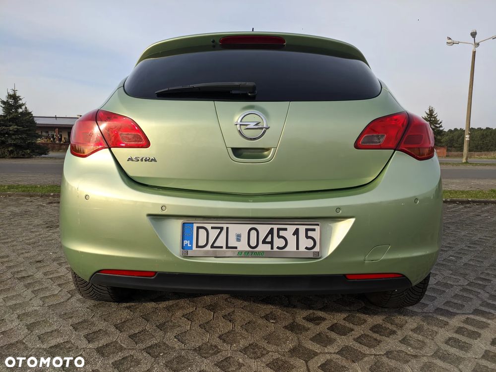 Opel Astra 1.4 Enjoy - 10