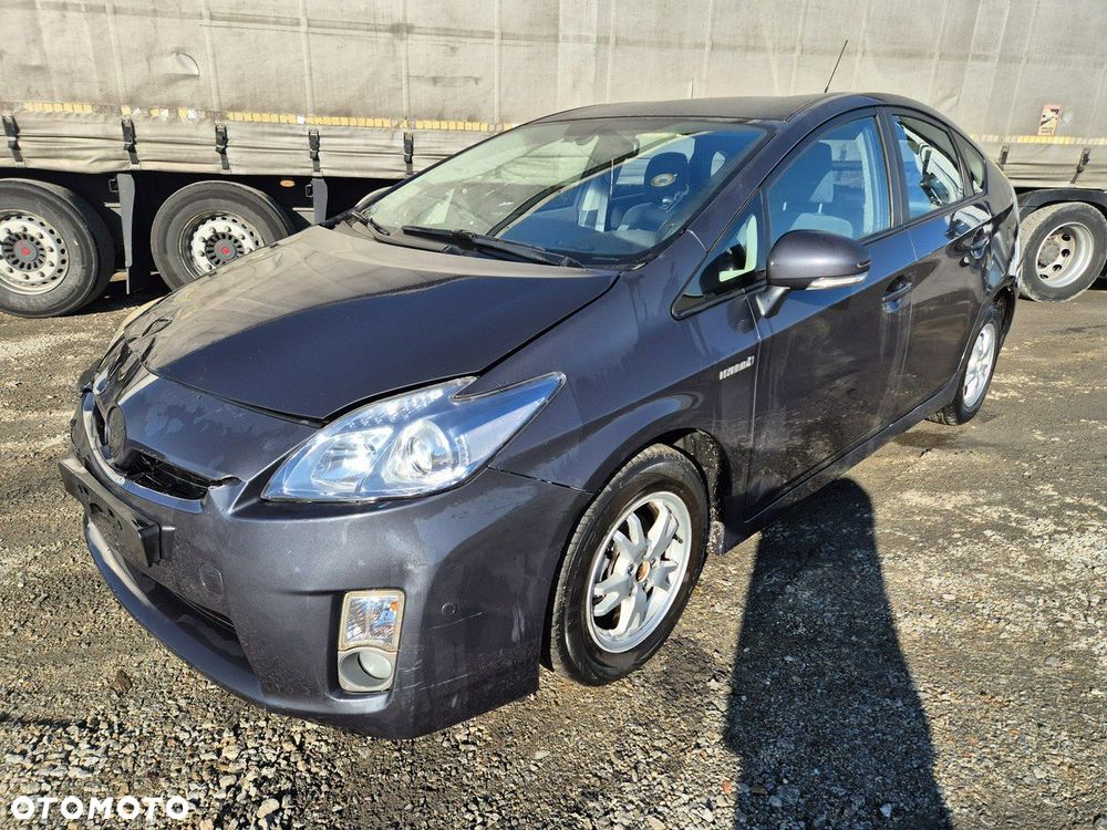 Toyota Prius - 2