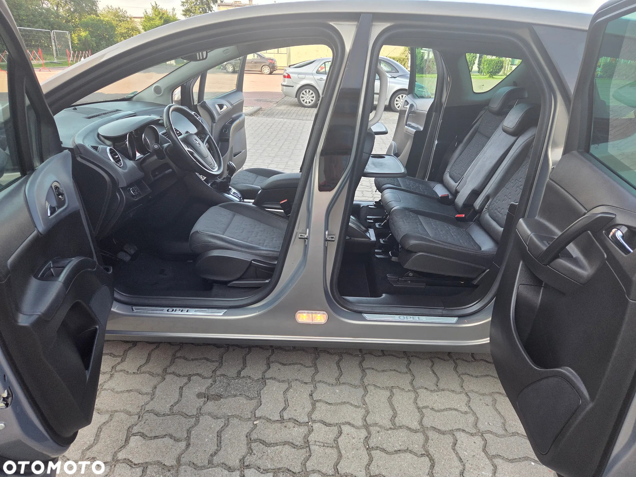 Opel Meriva - 31