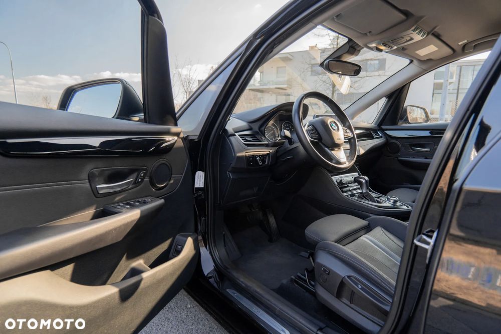 BMW Seria 2 218i Sport Line - 10