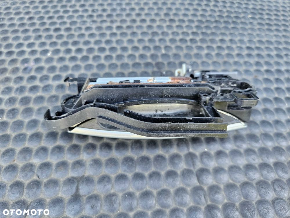 Klamka 4F0837885 4F0837886 Zewnetrzna Chrom Klamki Drzwi Zaslepka LY7W Srebrna Audi A6 C6 Sedan Kombi - 12